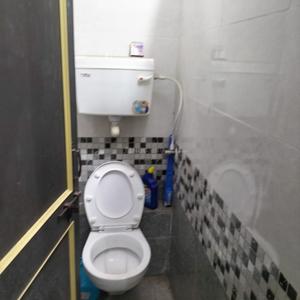 Bathroom Image of Sk boys &amp; girl&#x27;s PG in Gokhalenagar, Pune