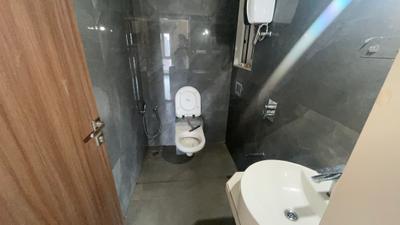 Image of 700 Sq.ft 1.5 BHK Apartment / Flat for rent in Deraiya Iconico, Kurla East, Mumbai for Rs. 50000