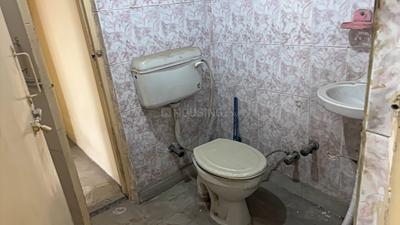 Image of 1700 Sq.ft 3 BHK Apartment / Flat for rent in Vasundhara, Ghaziabad for Rs. 26000