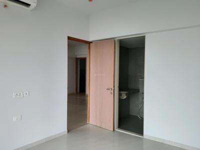Bedroom Image of 1300 Sq.ft 3.5 BHK Apartment / Flat for sale in Lodha Regalia , Mulund East Mumbai for Rs. 33000000