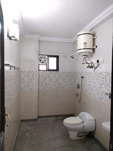 Common Bathroom Image of 2200 Sq.ft 3 BHK Apartment / Flat for sale in Sunny Valley Apartment, Sector 12 Dwarka New Delhi for Rs. 32800000