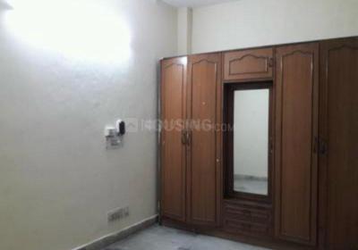 Bedroom Image of 410 Sq.ft 1 BHK Builder Floor for rent in Sant Nagar New Delhi for Rs. 24000