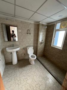 Bathroom Image of 2950 Sq.ft 4 BHK Apartment / Flat for sale in Amrapali Heartbeat City IV, Sector 107 Noida for Rs. 38000000