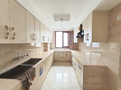 Kitchen Image of 3400 Sq.ft 4 BHK Builder Floor for sale in Panchsheel Park New Delhi for Rs. 180000000