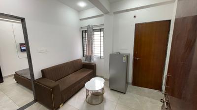 Living Room Image of 650 Sq.ft 1 BHK Builder Floor for rent in Bulandshahr Indore for Rs. 17500