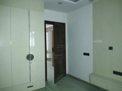 Bedroom Image of 1440 Sq.ft 3 BHK Builder Floor for sale in Mukherjee Nagar New Delhi for Rs. 25000000