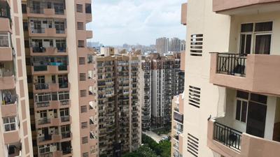 Image of 1350 Sq.ft 3 BHK Apartment / Flat for sale in Gardenia Square, Crossings Republik, Ghaziabad for Rs. 8500000