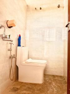 Bathroom Image of 4800 Sq.ft 4 BHK Villa for rent in Injambakkam Chennai for Rs. 300000