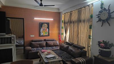 Living Room Image of 1545 Sq.ft 3 BHK Apartment / Flat for sale in Amrapali Silicon City, Sector 76 Noida for Rs. 17500000