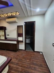 Bedroom Image of 3000 Sq.ft 4.5 BHK Builder Floor for sale in Punjabi Bagh New Delhi for Rs. 36500000