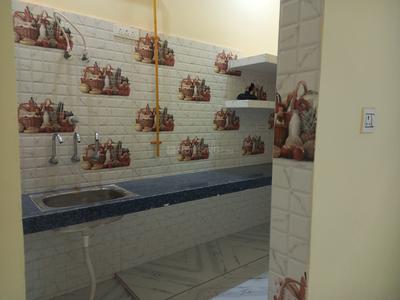 Kitchen Image of 1500 Sq.ft 3 BHK Apartment / Flat for rent in Shivpur Varanasi for Rs. 9000