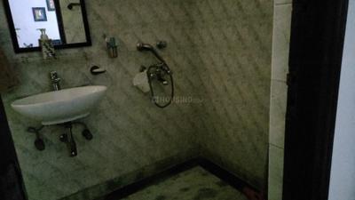 Image of 1170 Sq.ft 2 BHK Apartment / Flat for rent in Ramprastha Pearl Court, Vaishali, Ghaziabad for Rs. 35000