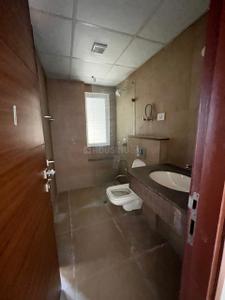 Bathroom Image of 1890 Sq.ft 3 BHK Apartment / Flat for sale in Godrej Meridien, Sector 106 Gurgaon for Rs. 32500000