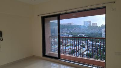Living Room Image of 777 Sq.ft 2 BHK Apartment / Flat for rent in Geetai Siena, Vikhroli East Mumbai for Rs. 45999