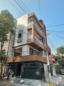 8 BHK Independent House