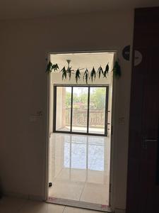 Shreem Gini Lake Gardenz Bedroom 1