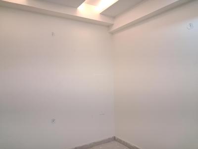 Bedroom Image of 1050 Sq.ft 2 BHK Apartment / Flat for sale in Sector 73 Noida for Rs. 4200000