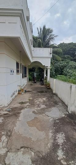 swarnasandra 1st cross Mandya Main Image 1