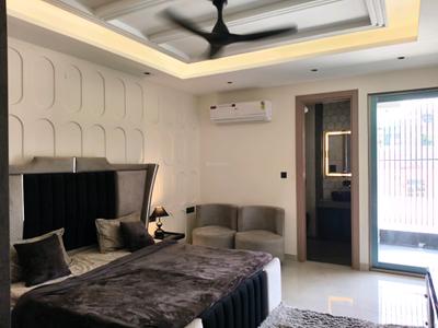 Bedroom Image of 2250 Sq.ft 4 BHK Builder Floor for sale in Mayfield Garden Luxury Floors, Mayfield Garden Gurgaon for Rs. 35500000