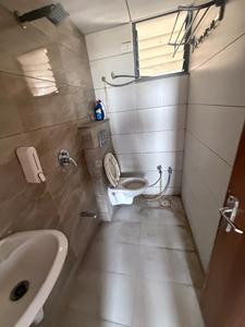 Bathroom Image of 1350 Sq.ft 2 BHK Apartment / Flat for rent in Rajshree Heights, Amraiwadi Ahmedabad for Rs. 25000