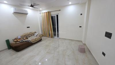 Living Room Image of 829 Sq.ft 2 BHK Builder Floor for rent in Krishna Nagar New Delhi for Rs. 20000