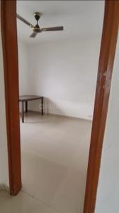 Hall Image of 812 Sq.ft 2 BHK Apartment / Flat for rent in Unitech Uniworld City, New Town Kolkata for Rs. 33000