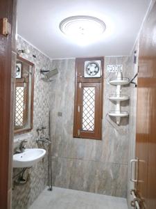 Common Bathroom Image of 1700 Sq.ft 3 BHK Apartment / Flat for sale in Sanmati Kunj, Sector 6 Dwarka New Delhi for Rs. 30500000
