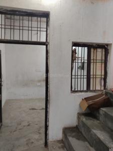 Bedroom Image of 650 Sq.ft 1.5 BHK Independent House for rent in Inderjeet Khera Lucknow for Rs. 12000