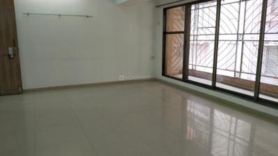 Living Room Image of 912 Sq.ft 2 BHK Apartment / Flat for sale in Vile Parle East Mumbai for Rs. 28000000