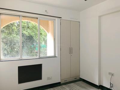 Bedroom Image of 800 Sq.ft 2 BHK Apartment / Flat for sale in Rosa Manhattan Phase 1, Hiranandani Estate Thane for Rs. 14000000