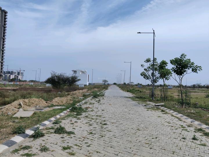 Image of 135 Sq.ft Residential Plot / Land for sale in Wave City, Wave City, Ghaziabad for Rs. 15500000