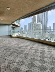 Image of 2200 Sq.ft 3 BHK Apartment / Flat for rent in Lokhandwala Minerva, Worli, Mumbai for Rs. 360000