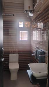 Bathroom Image of 1650 Sq.ft 3 BHK Apartment / Flat for rent in Boring Road Patna for Rs. 30000