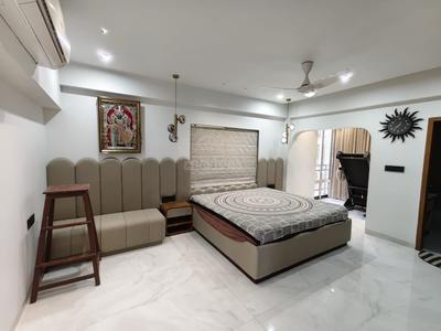 Bedroom Image of 3295 Sq.ft 4 BHK Apartment / Flat for rent in Sheladia Prayag Residency, Bodakdev Ahmedabad for Rs. 150000