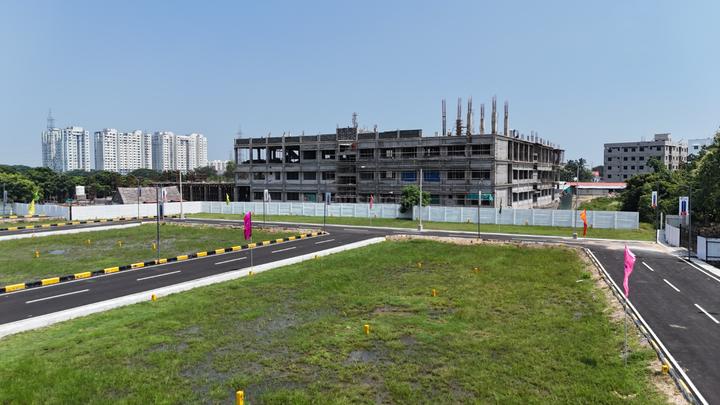 Kelambakkam Main Image 1