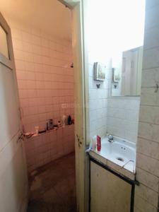 Image of 750 Sq.ft 1.5 BHK Apartment / Flat for rent in Shivaji Nagar, Pune for Rs. 28000