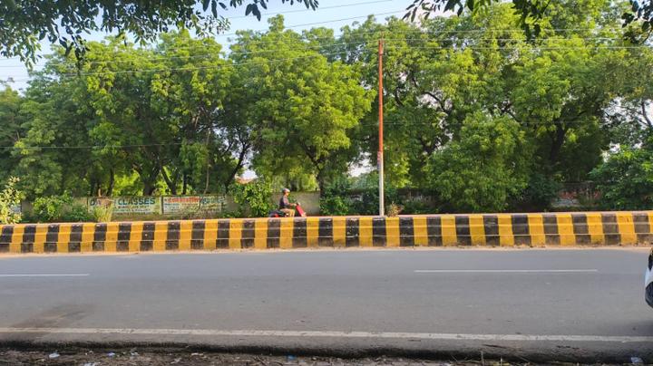 Bodla bivchpuri road Main Image 1