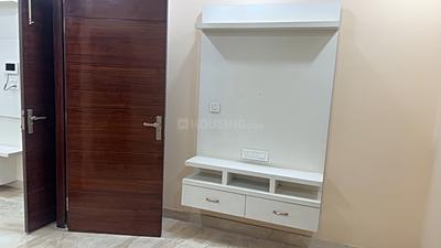 Bedroom Image of 1050 Sq.ft 3 BHK Builder Floor for rent in Sector 7 Rohini New Delhi for Rs. 37000