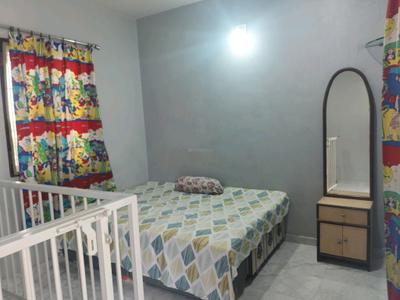 Bedroom Image of 701 Sq.ft 2 BHK Builder Floor for rent in Maninagar Ahmedabad for Rs. 15500