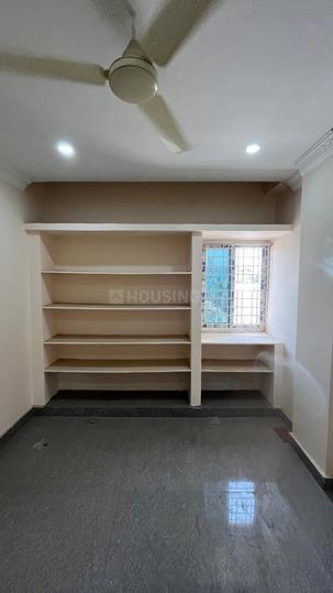SvS con Bedroom 1