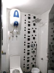 Common Bathroom Image of 1800 Sq.ft 3 BHK Apartment / Flat for sale in Sarve Satyam Apartment, Sector 4 Dwarka New Delhi for Rs. 32000000