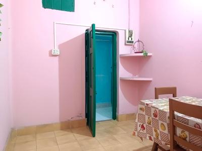 Bedroom Image of 600 Sq.ft 2 BHK Builder Floor for rent in Tollygunge Kolkata for Rs. 12000