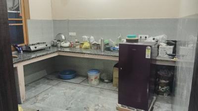 Kitchen Image of 2250 Sq.ft 2 BHK Builder Floor for rent in Guru Nanak Nagar Jammu for Rs. 19000