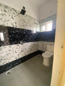 Bathroom Image of 1350 Sq.ft 2 BHK Apartment / Flat for rent in Kuppedada Mysore for Rs. 16000