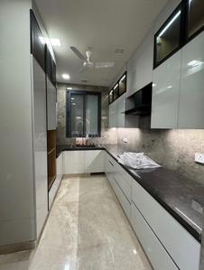 Kitchen Image of 1800 Sq.ft 3 BHK Builder Floor for sale in Green Park New Delhi for Rs. 65000000