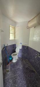 Bathroom Image of 1000 Sq.ft 2 BHK Apartment / Flat for rent in Kothrud Pune for Rs. 42000