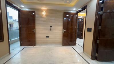 Bedroom Image of 1230 Sq.ft 3 BHK Apartment / Flat for sale in Sector 5 Rohini New Delhi for Rs. 13000000