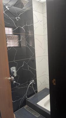 Bathroom Image of 850 Sq.ft 1 BHK Independent House for rent in Charholi Budruk Pune for Rs. 12000