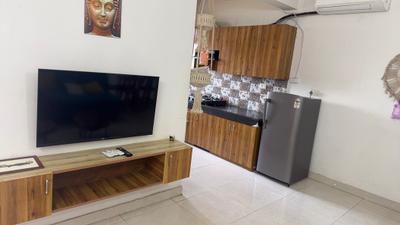 Living Room Image of 742 Sq.ft 2 BHK Apartment / Flat for rent in Signature Global Andour Heights, Sector 71 Gurgaon for Rs. 34500