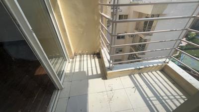 Bedroom Image of 925 Sq.ft 2 BHK Apartment / Flat for sale in Paras Tierea, Sector 137 Noida for Rs. 8000000